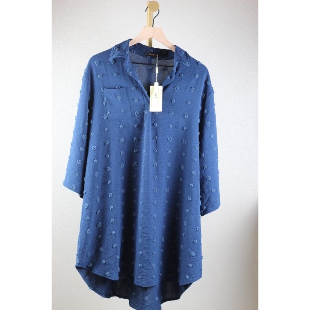 UVN Blue Textured‎ Floral Tufted Tunic Top XXL Split Neck High Low Boho Blouse
